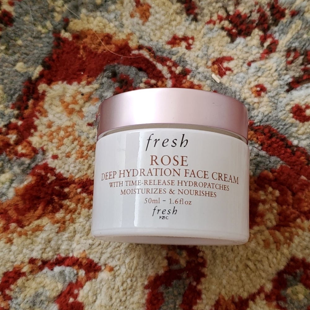 Fresh Rose Deep Hydration Face Cream